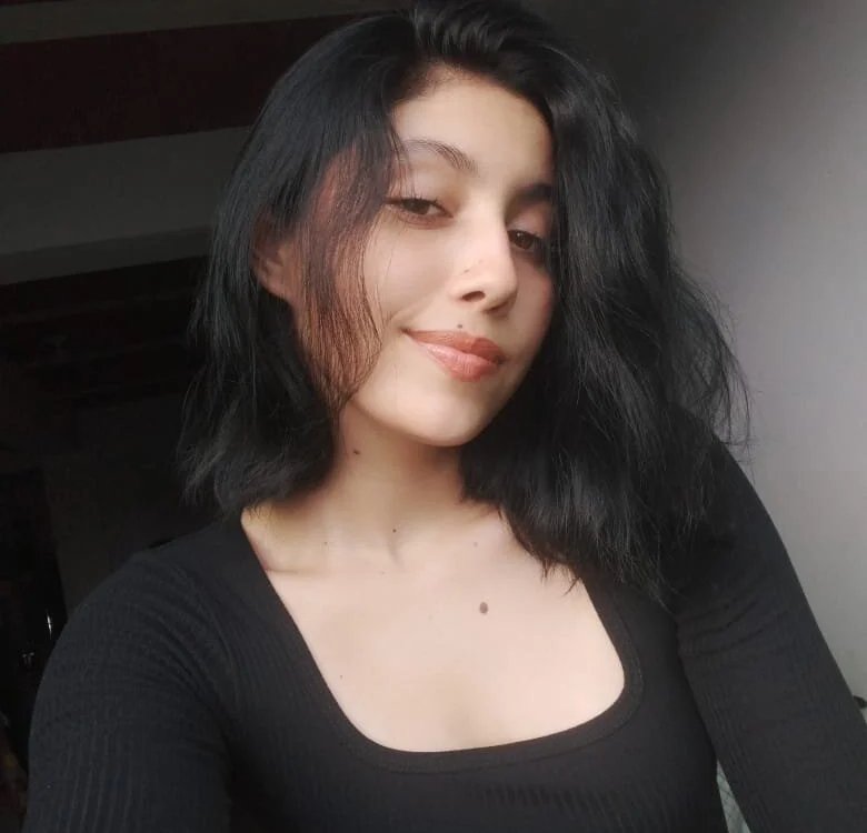 belen_b's Offline Chat Room