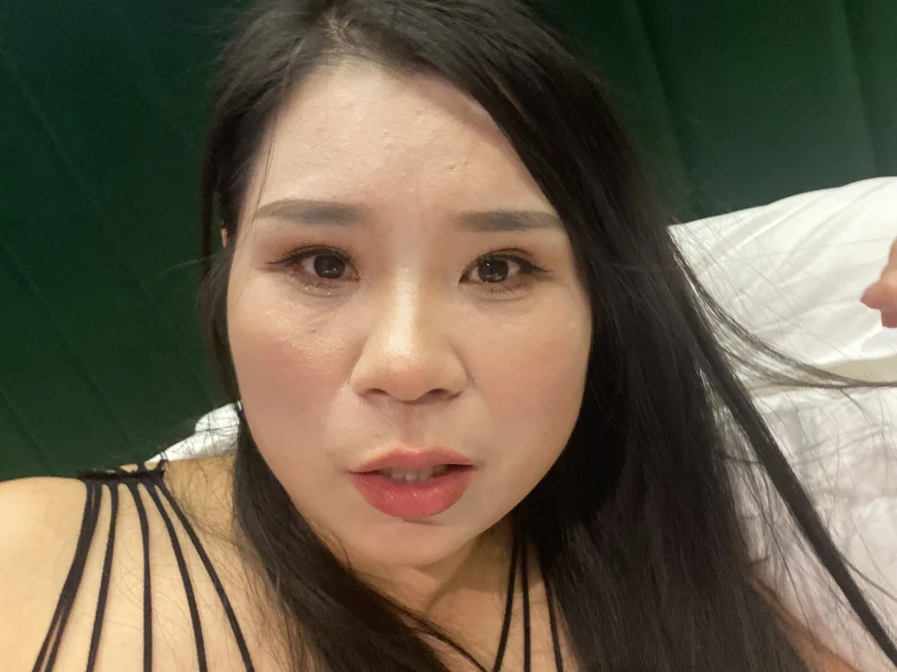 ALS777888's Offline Chat Room