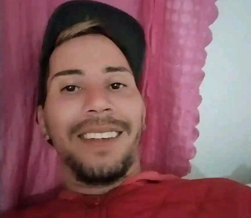 Elqueteponelavibra