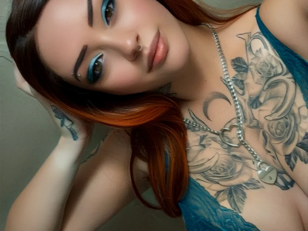 Darkest_Dahlia's Offline XXX Chat