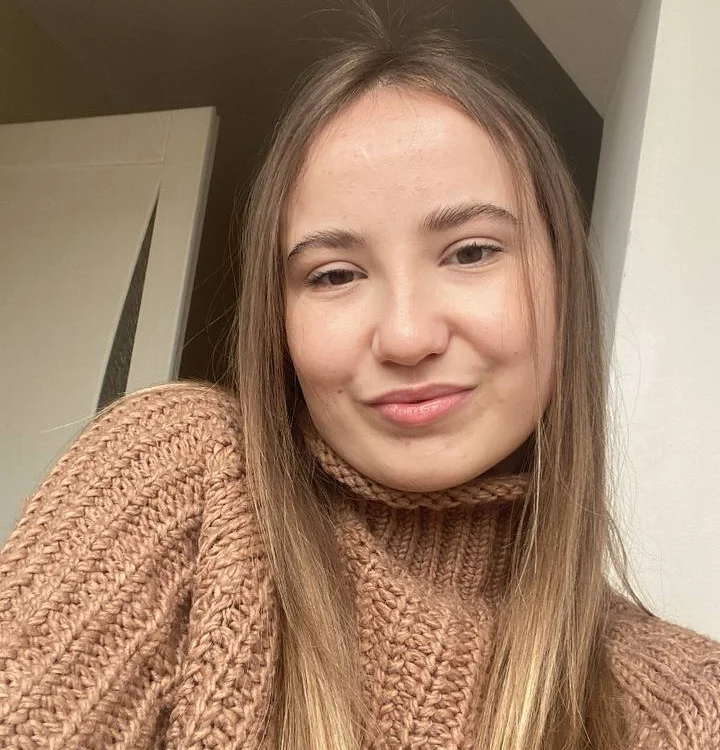 SofiBlooms offline chatrum
