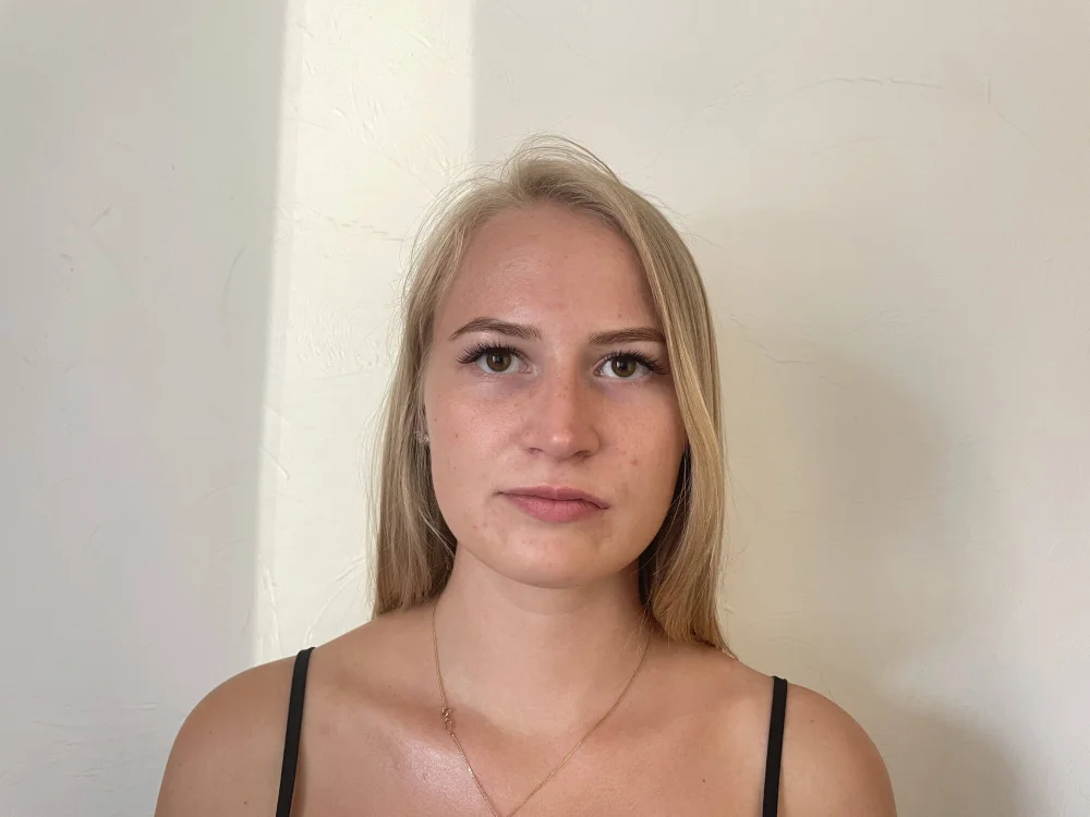 AgatheLeroy's Offline Chat Room