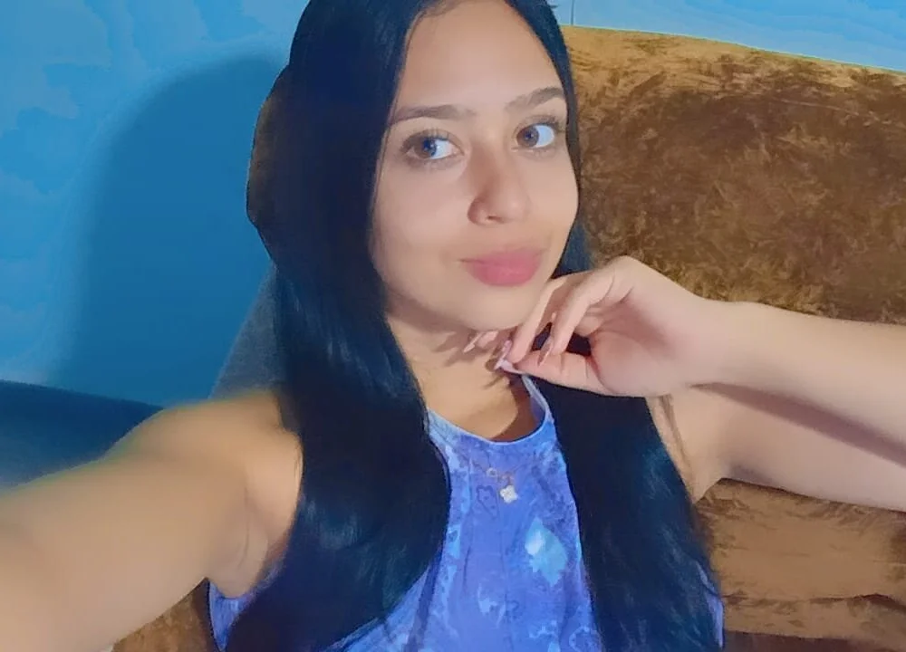 Isabella_Gill Offline XXX Chat