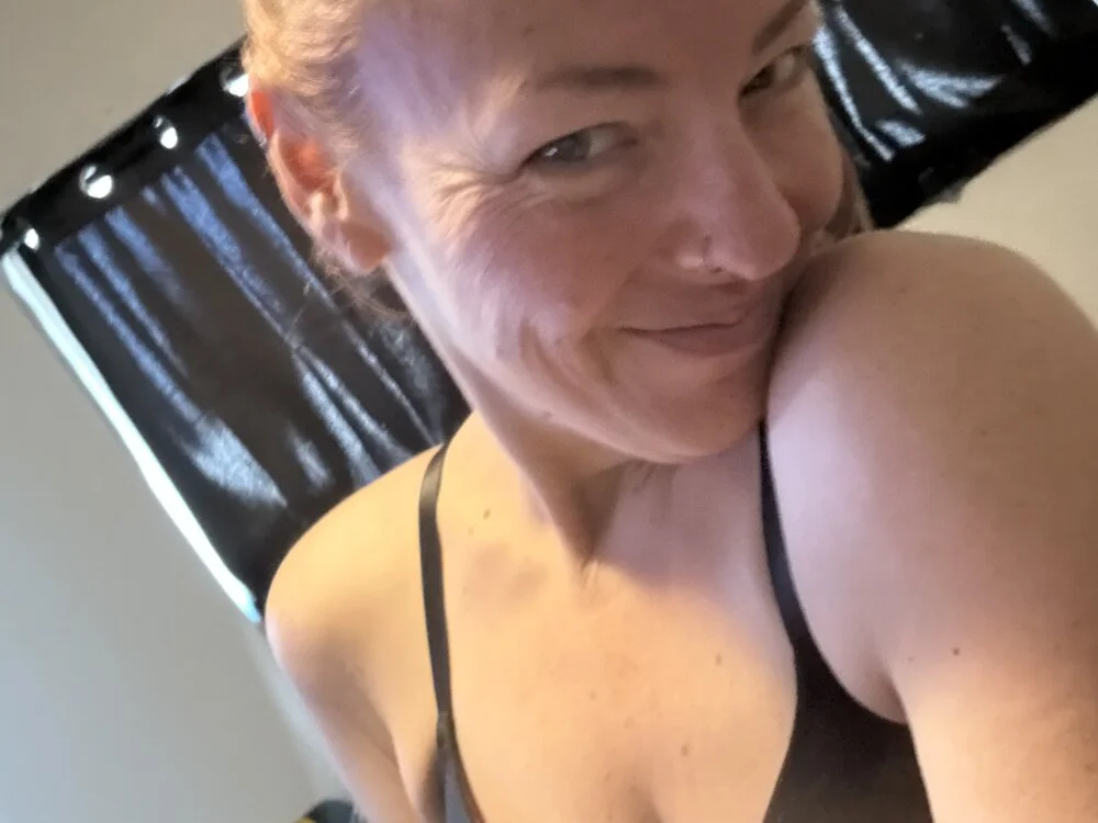 Wefuck22: συνομιλία ΧΧΧ εκτός σύνδεσης