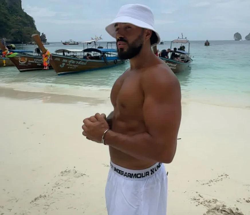 kingomzie's Offline XXX Chat