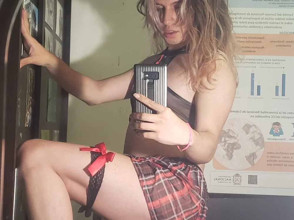 beautyfqueen offline chatrum