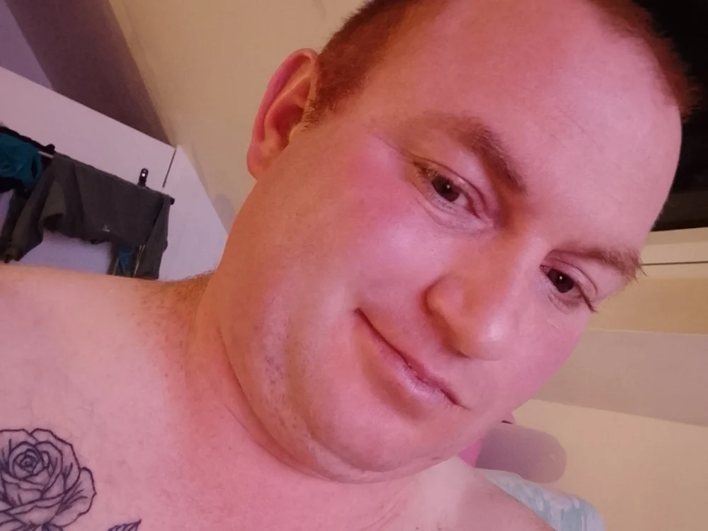 floco90 Offline XXX Chat