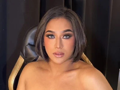 Queen_madizonGray - Trans 