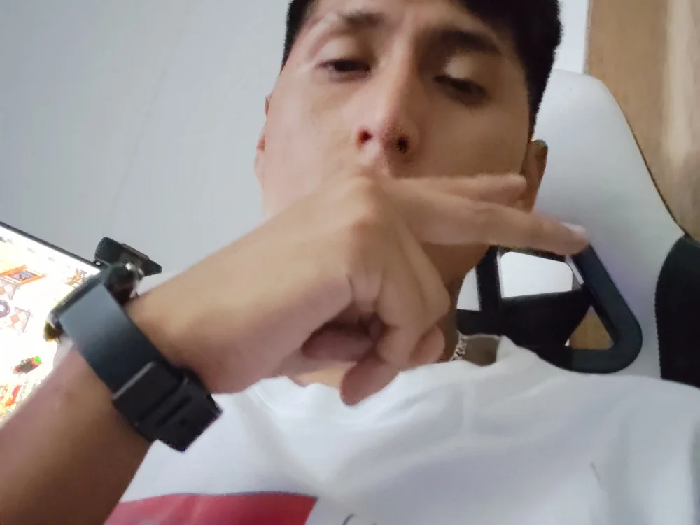 Boypolohot: офлайн-секс-чат