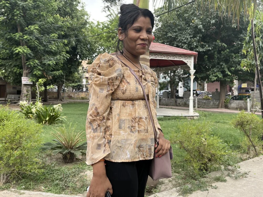 Indian-Divya's Offline XXX Chat