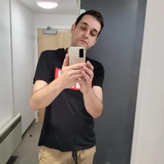 killingtime4now's Offline Chat Room