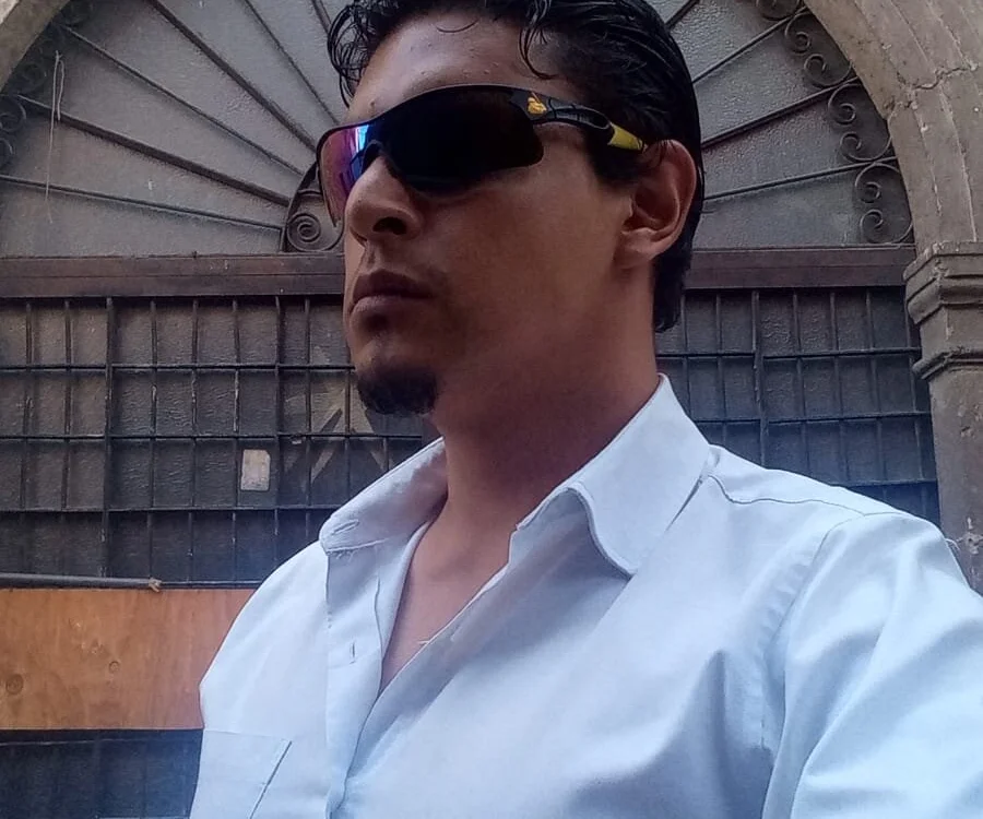 marisexswinger's Offline XXX Chat