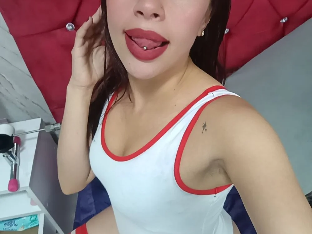 دردشة cloyks الجنسية دون اتصال