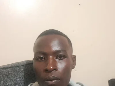 crowned_Afric profile