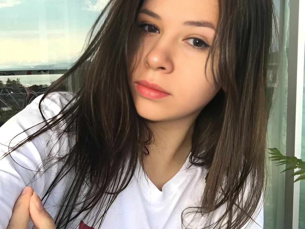HildAdderly's Offline Chat Room