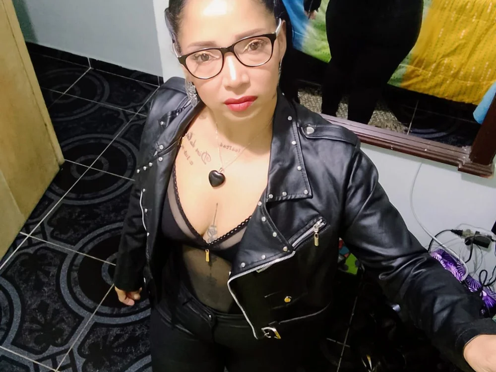 cristalzae offline chatrum