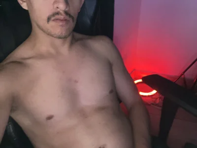 Elpolito2 Male Bigballs Adult Cam