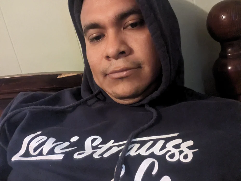 romario_cachondo's Offline XXX Chat