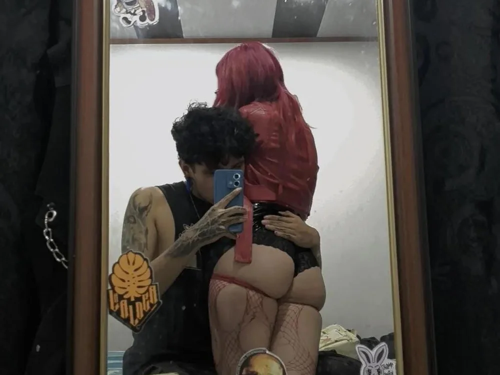 ห้องแชทออฟไลน์ของ sweetred_darkhead