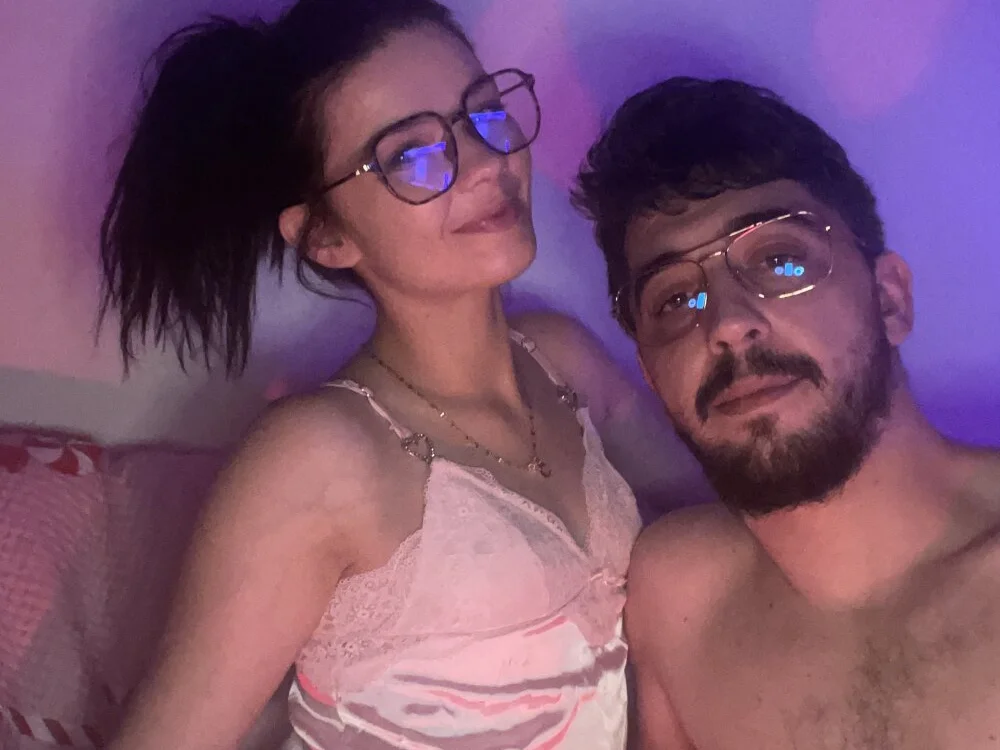 Mmebouhoups offline XXX-chat