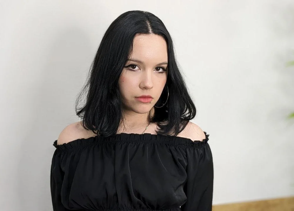 WhitneyFenney's Offline Chat Room