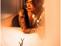 my_magnum_opus's webcam live show