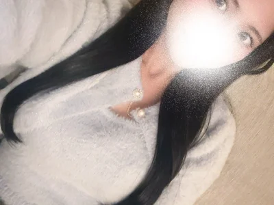 seinachan_v on StripChat