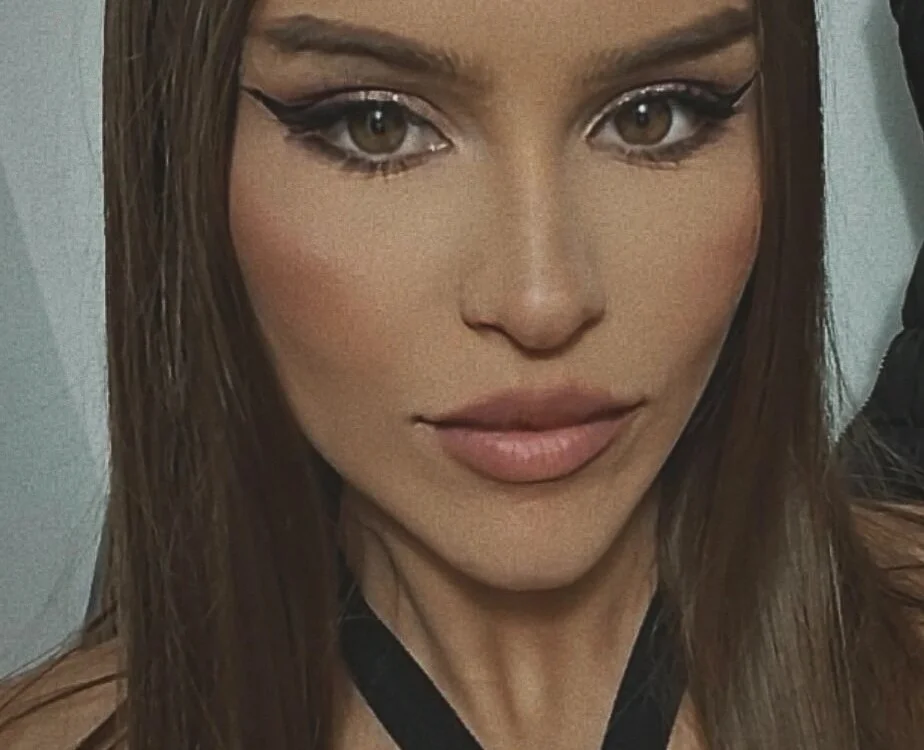 JessyKym Offline XXX-Chat