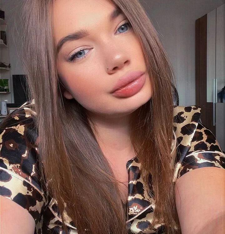 CherryMia_X offline chatrum
