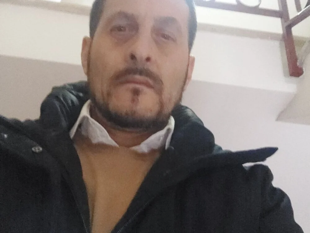 colosone: συνομιλία ΧΧΧ εκτός σύνδεσης