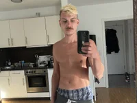 PitchyActive's webcam live show