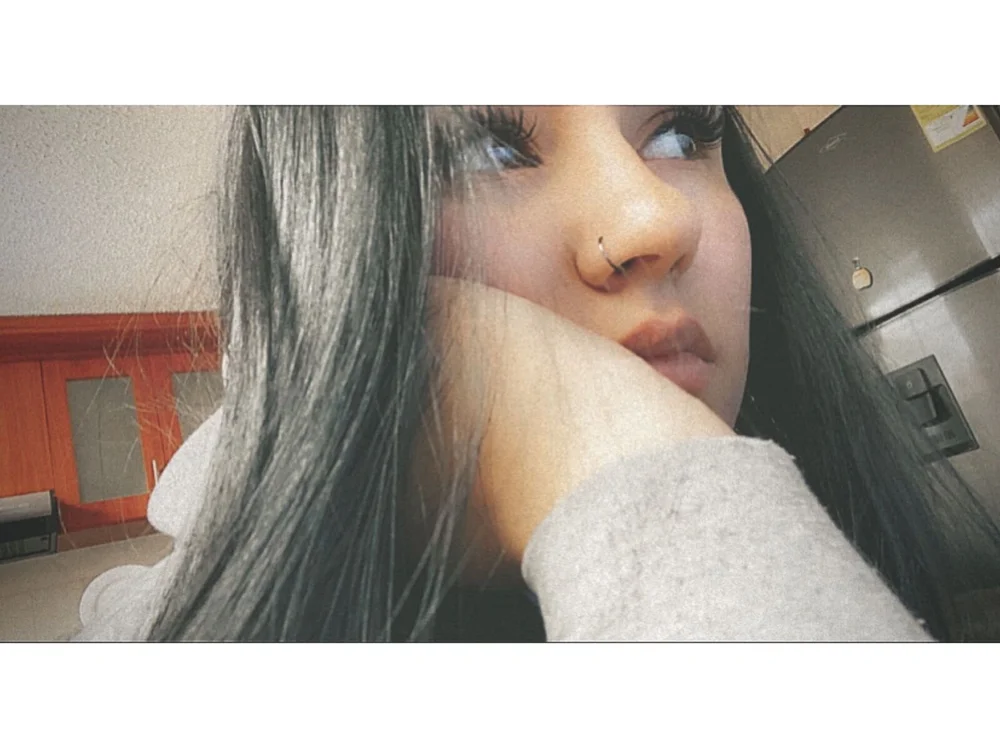 sophi10_'s Offline Chat Room