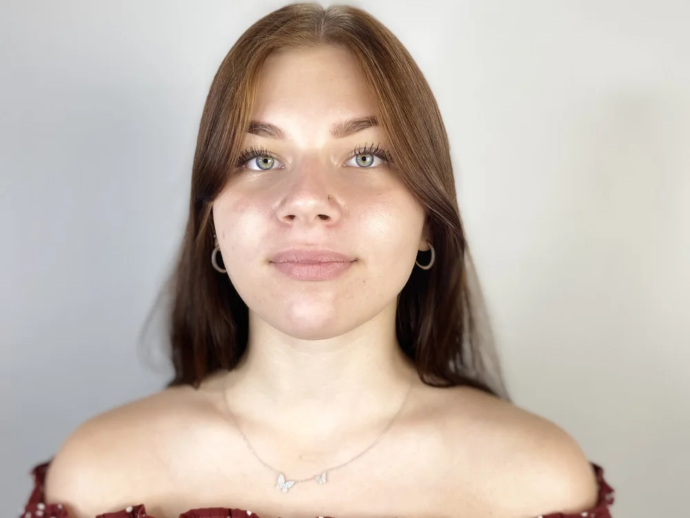 EmmaSanchezt's Offline XXX Chat