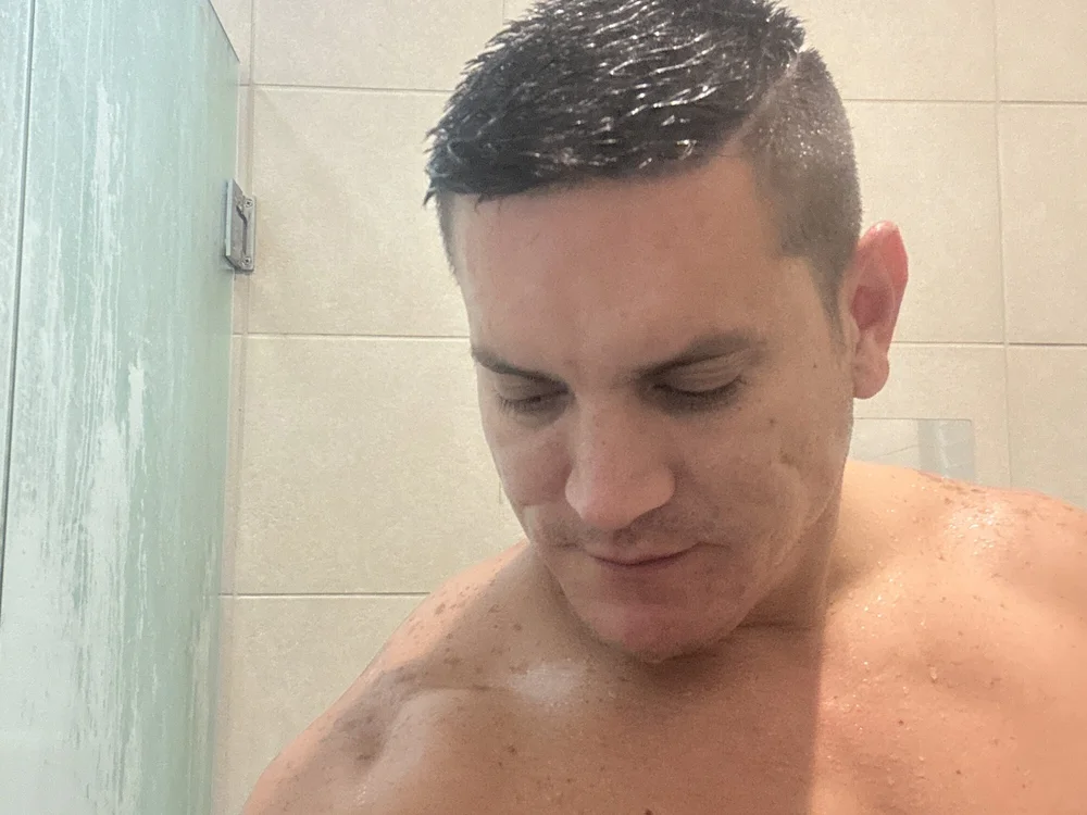 Matteus2000's Offline XXX Chat