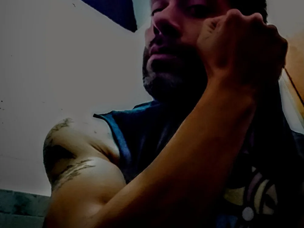 1Amarguetix – Offline XXX chat