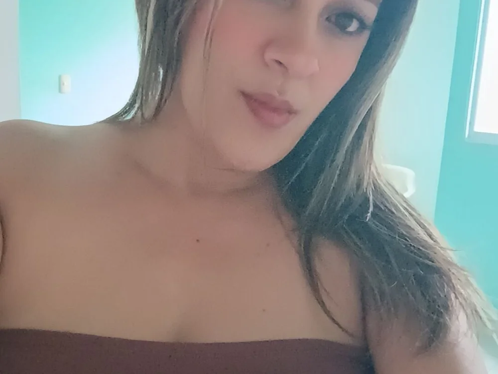 cataleya_1327's Offline XXX Chat