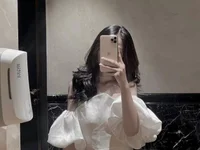 NanaaBae's webcam live show