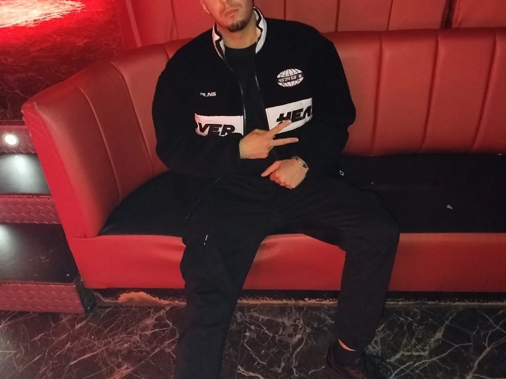 adrihgz offline chatrum