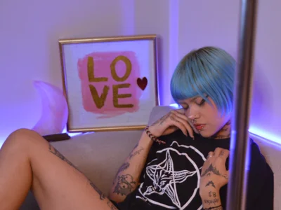 Bela_Craxkerr - Girl 