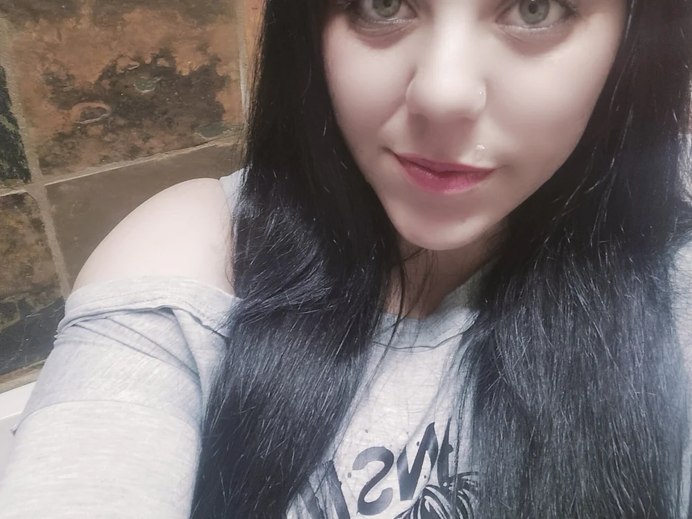 HotMama-Adeline offline chatrum