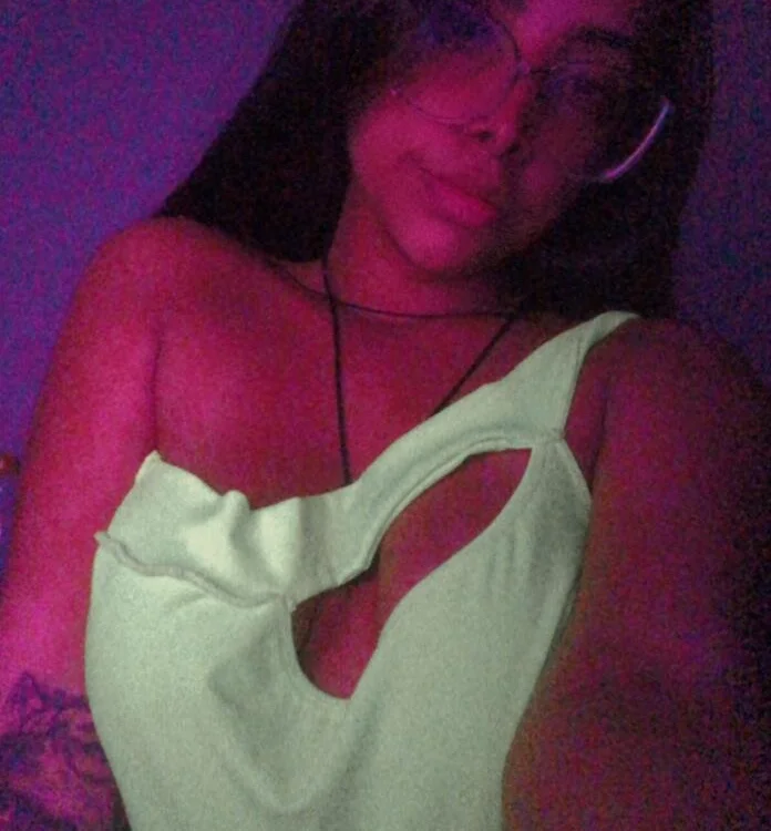 KhateDeAngelo's Offline XXX Chat