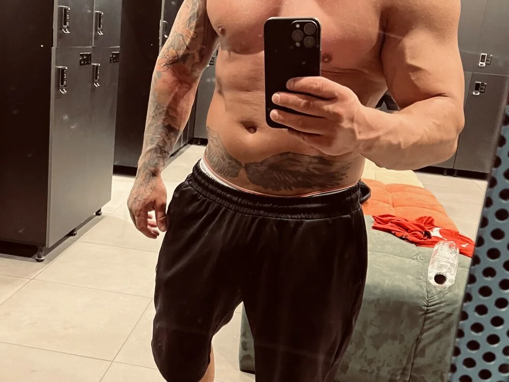 UrsuKing's Offline XXX Chat