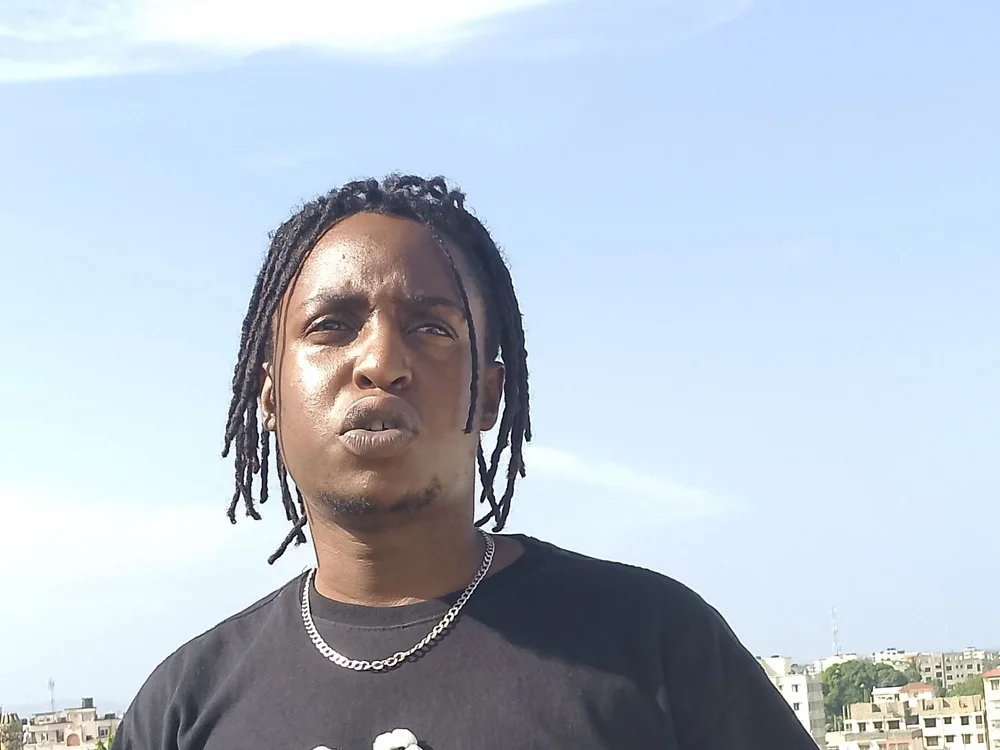 handsome0254 offline chatrum