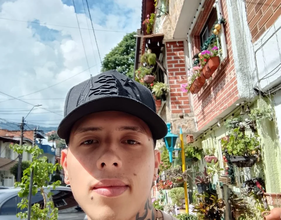 Chatroom XXX hors ligne de ESTEBAN_2102