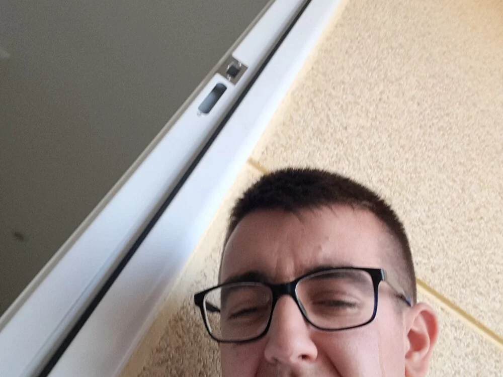 Nolin_013's Offline XXX Chat