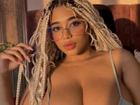 Model Emy_leon