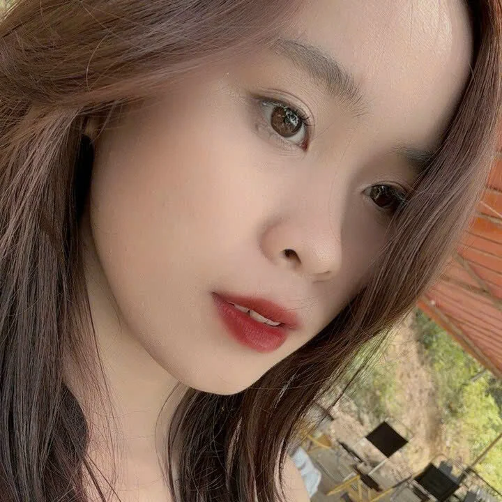 Lili_babii99 离线XXX聊天