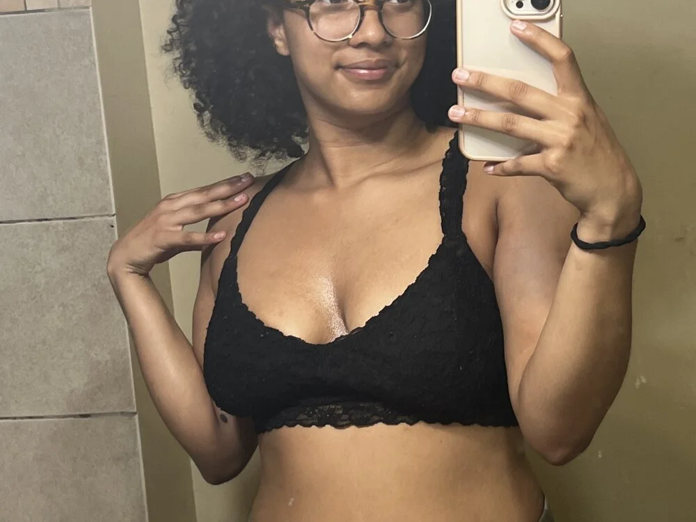 Chat XXX offline de ebonyteen32