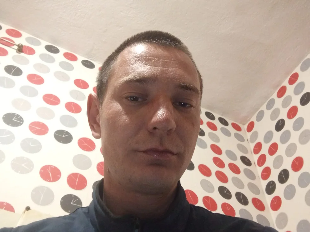Jon4ick's Offline Chat Room