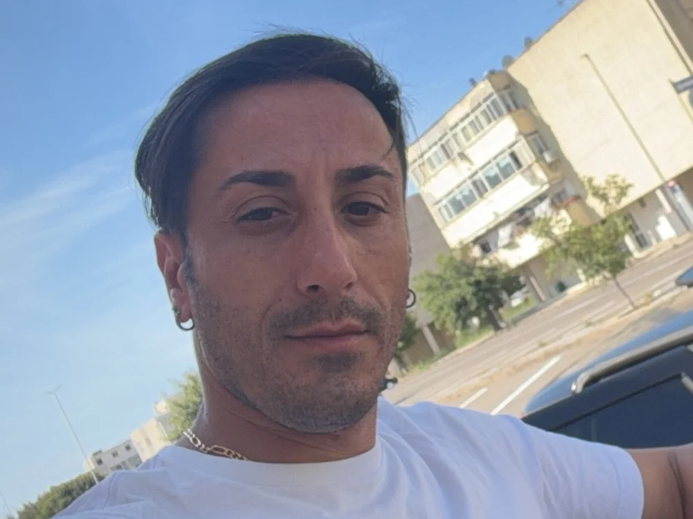 Piero8799n Offline chat-huone